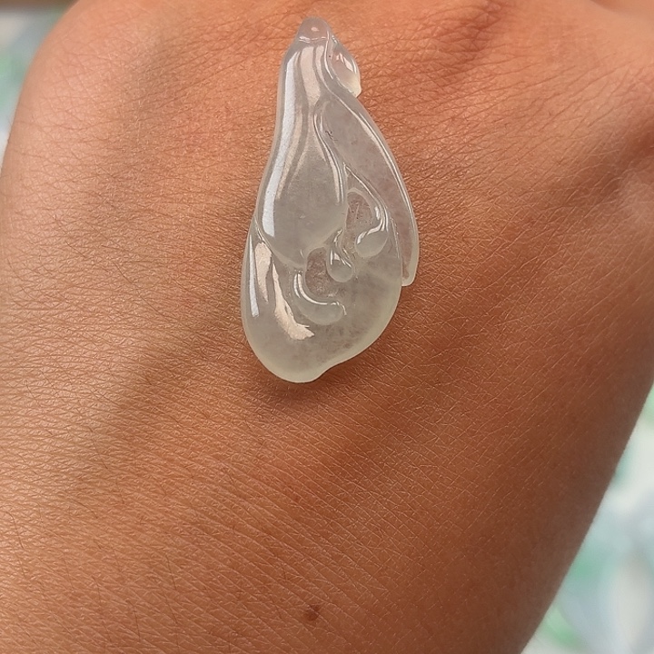 翡翠未镶嵌颈饰纯A