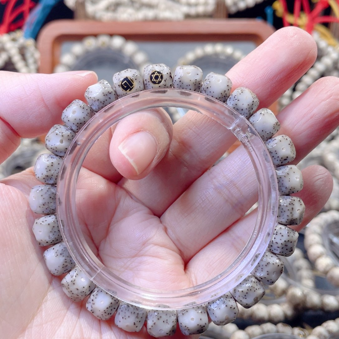 星月菩提手串D****6星月