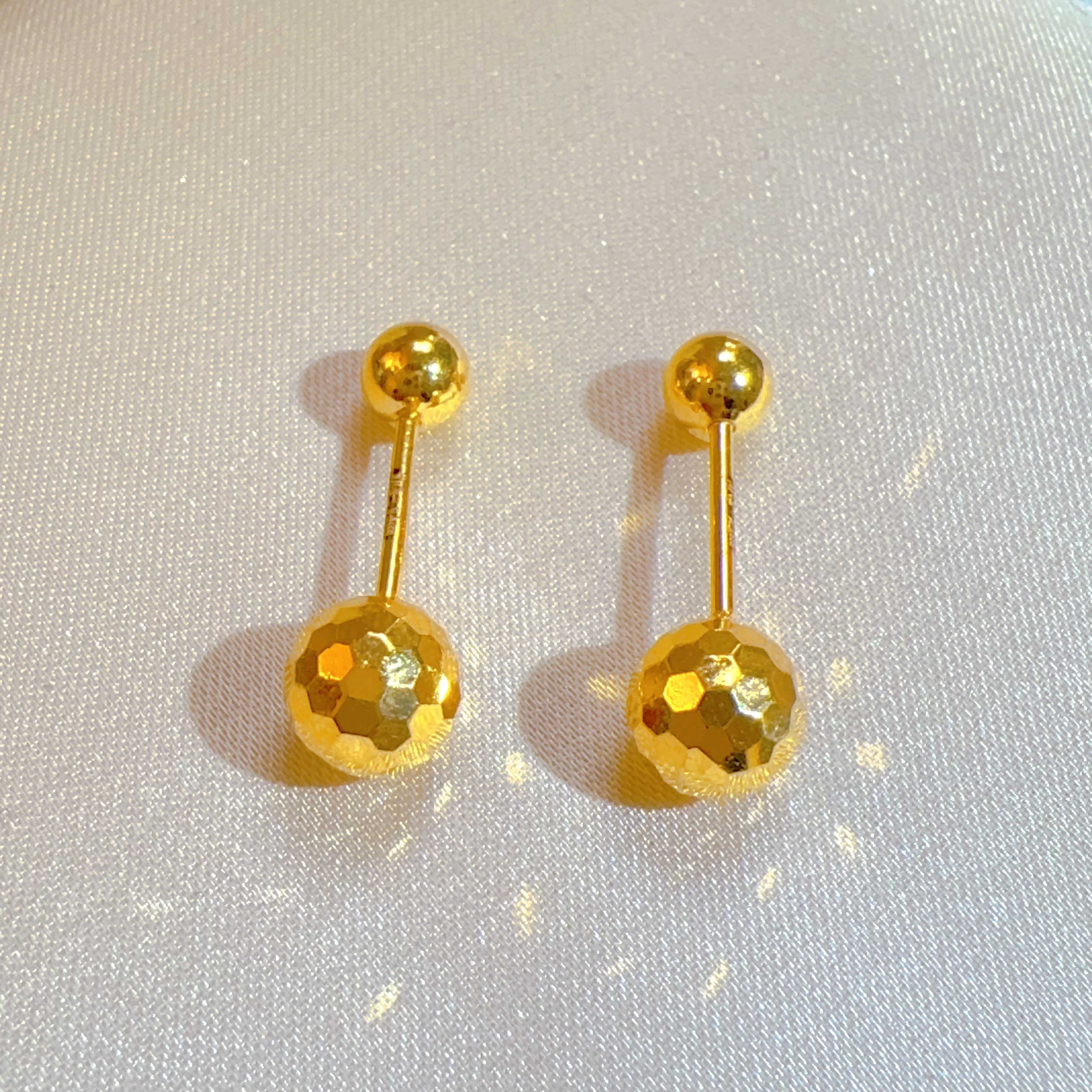 足金999蹦迪珠时尚耳饰2.30g