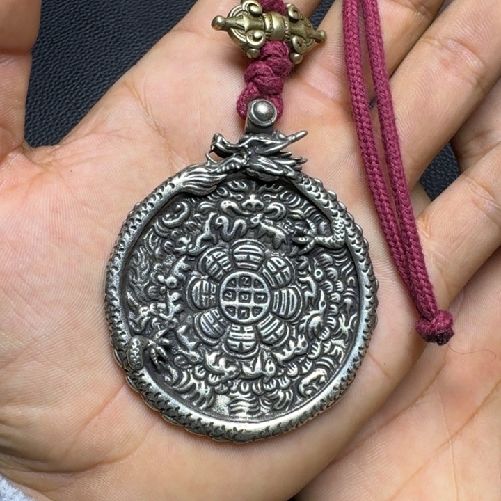 扎***楚泥塑藏式风格九宫格..