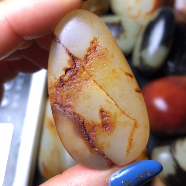 和田玉未镶嵌珠宝奇石