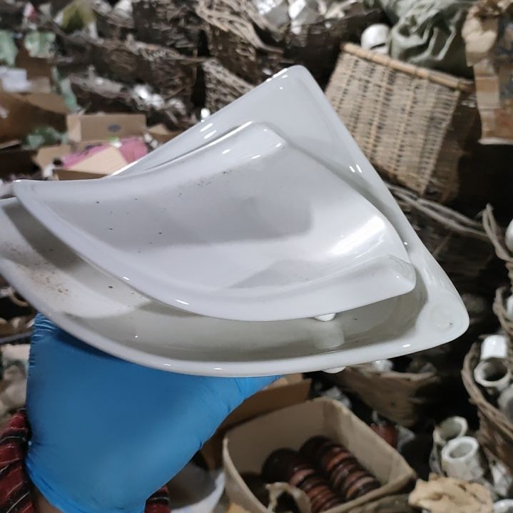 摆件陶瓷盘子碗啥都有