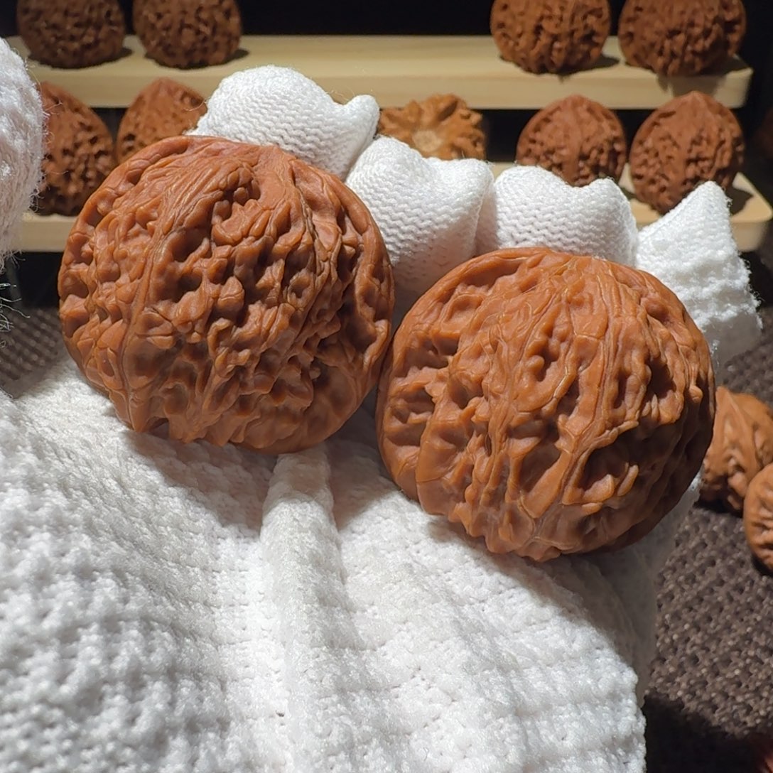 g***x文玩核桃吊坠41全品正磨