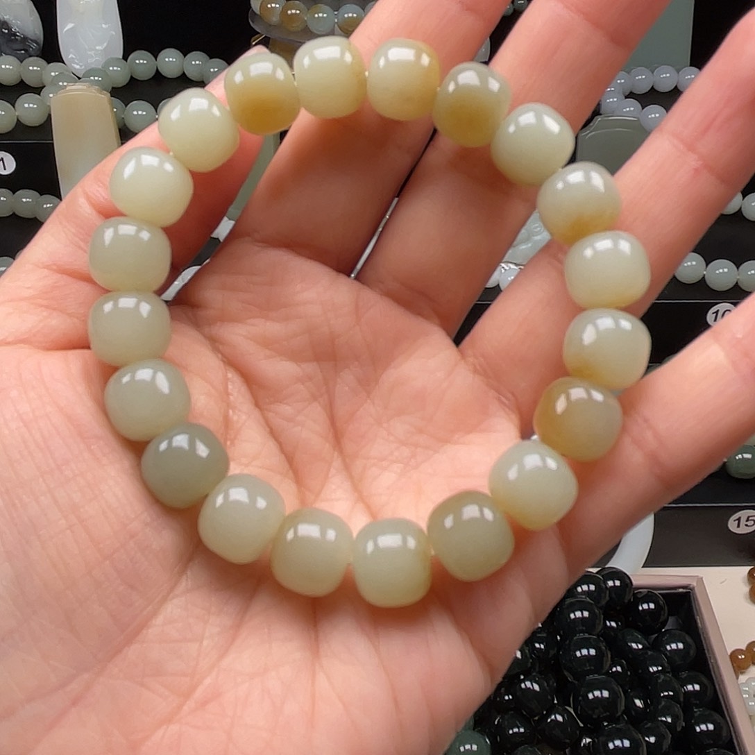 和田玉手串未镶嵌