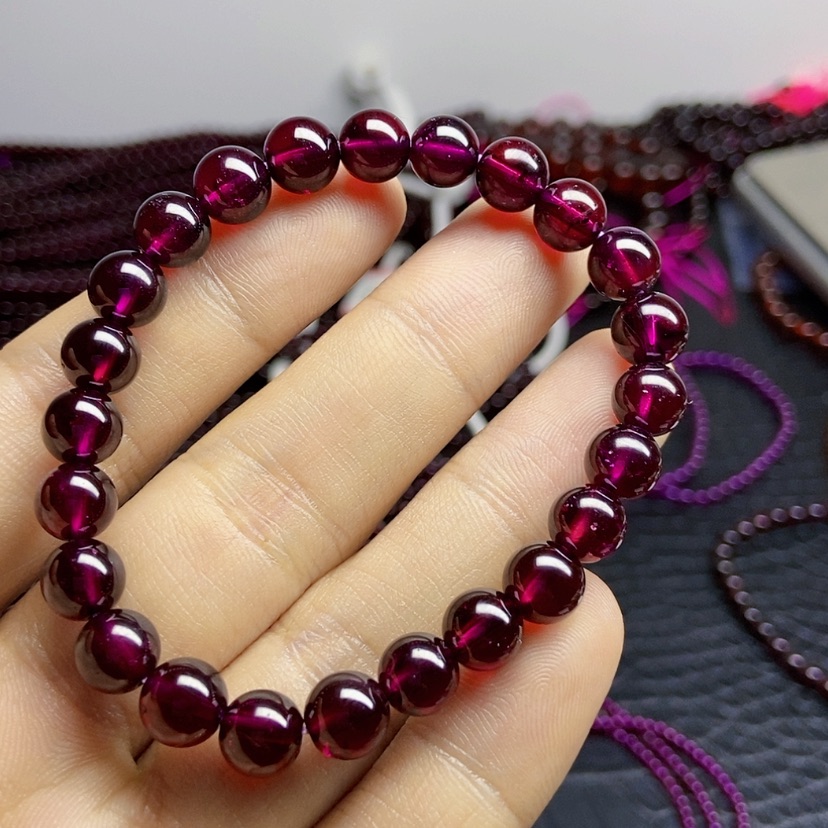 【闪购商品】石榴石（紫牙乌）手链未镶嵌