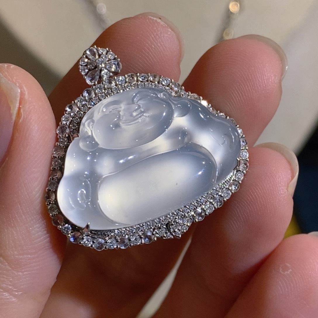 翡翠18K金镶嵌颈饰天然缅甸A货翡翠