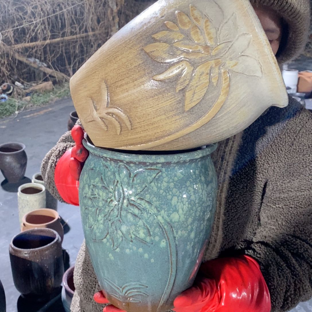 红陶口20高25～～～