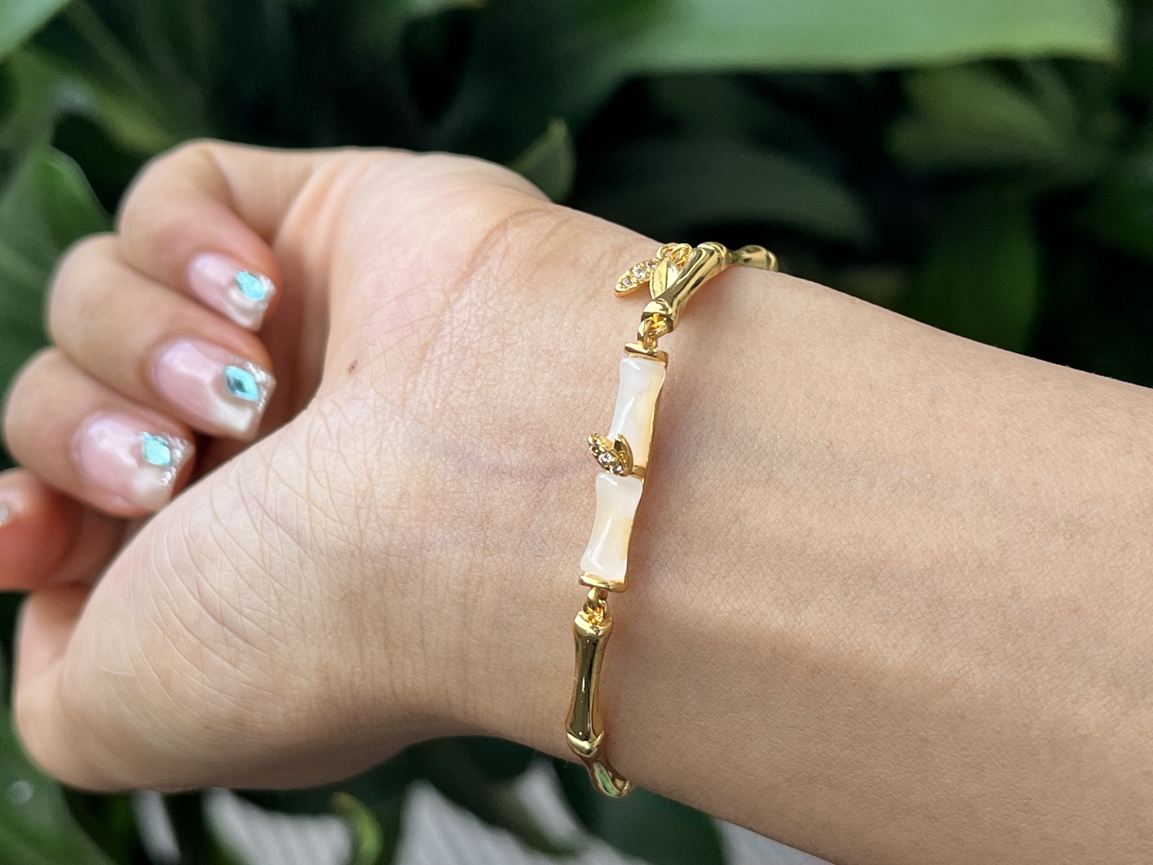 876精美金色竹节手镯