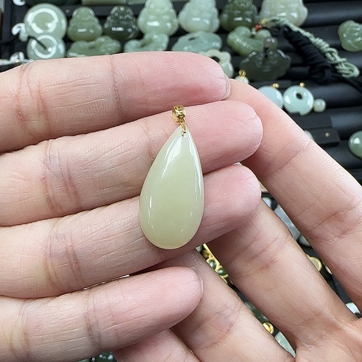 和田玉18K金镶嵌吊坠(不含链)