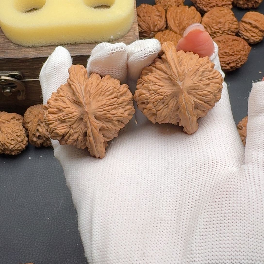 文玩核桃吊坠44楼子4412