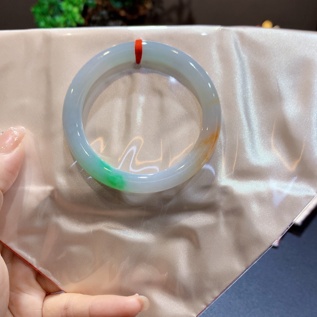 翡翠未镶嵌手镯翡翠手镯