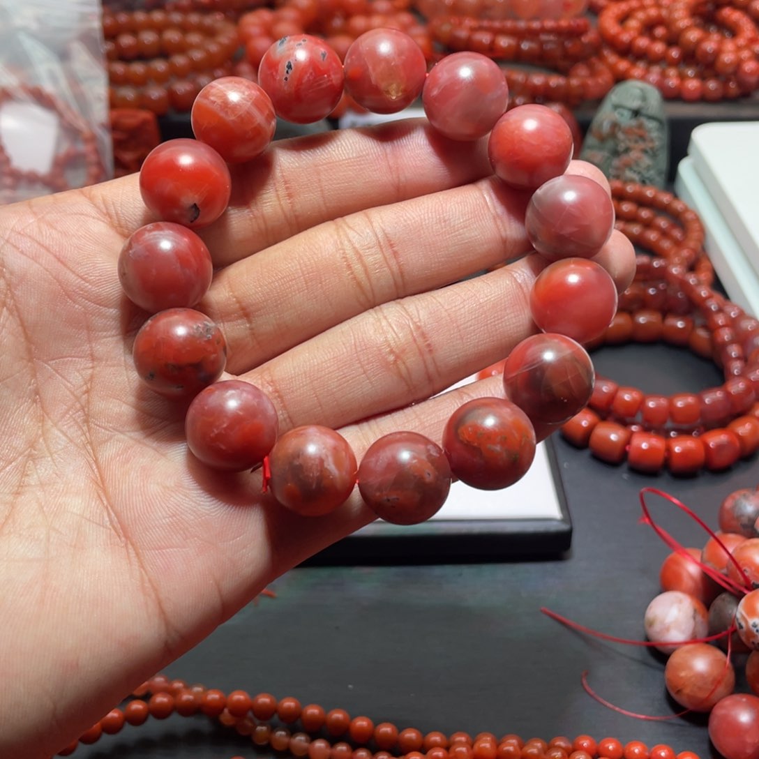 南红玛瑙手链未镶嵌