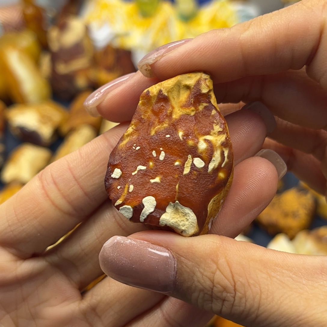 定制琥珀未镶嵌蜜蜡定制