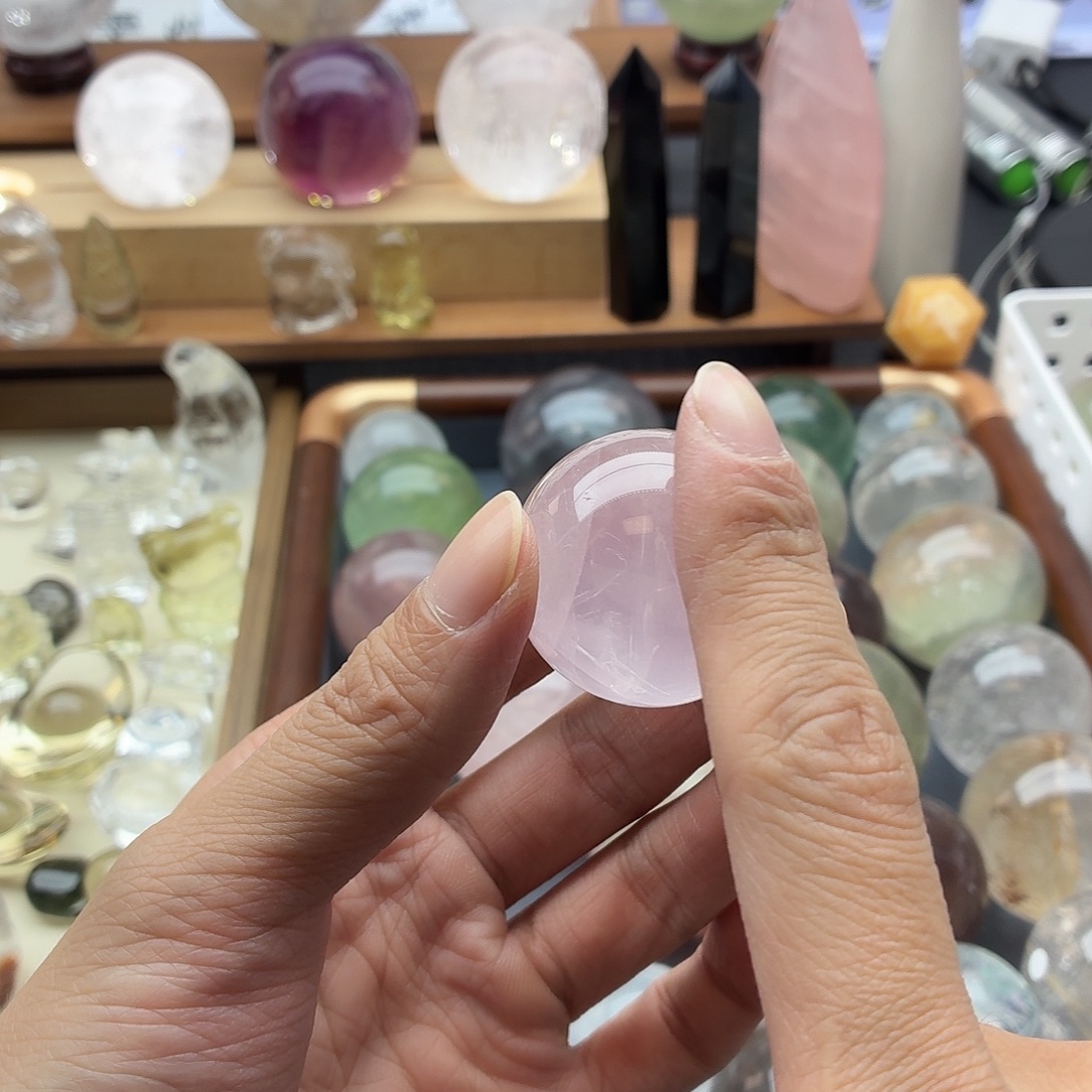 Y***珠宝半成品未镶嵌水晶