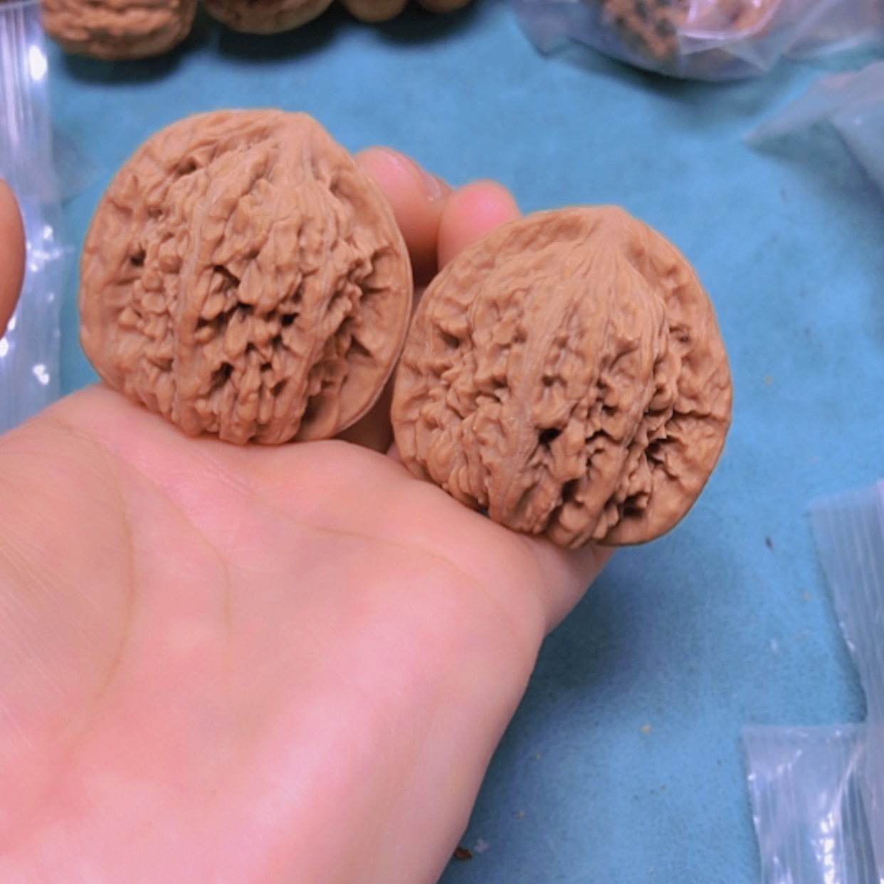 【闪购商品】把件核桃41四座楼修尖