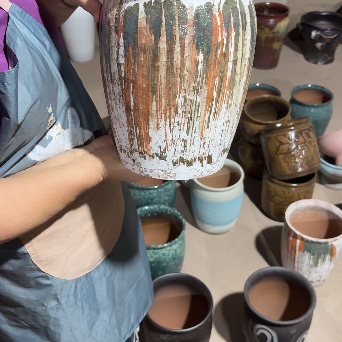 紫砂花盆口20高25一个