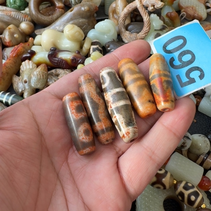 火****玛瑙/玉髓未镶嵌颈饰