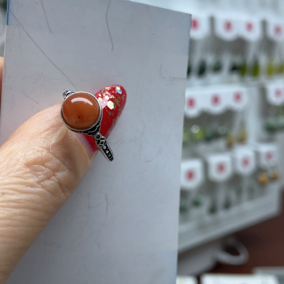 蛇纹石玉戒指未镶嵌