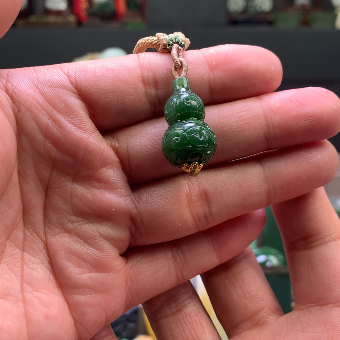 和田玉和田玉吊坠未镶嵌未镶嵌