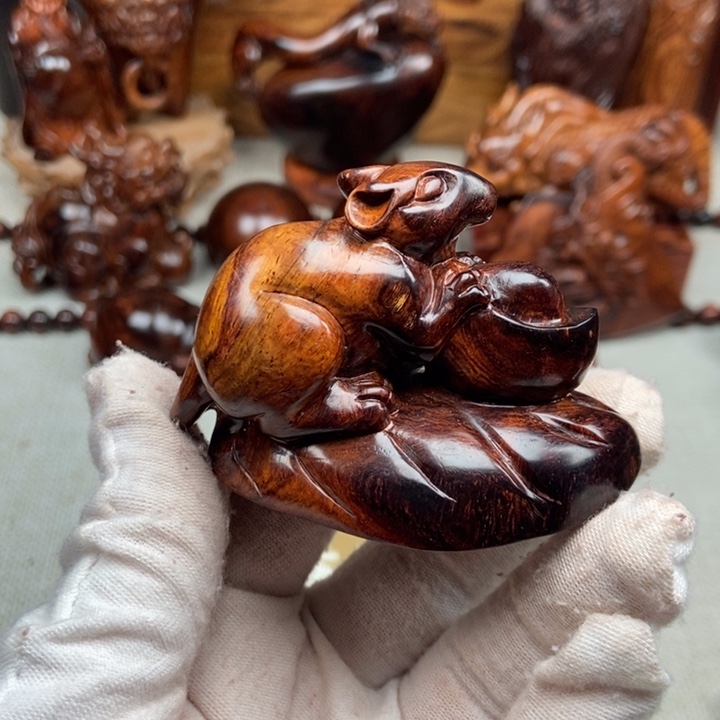 花梨木类端景台数钱钱