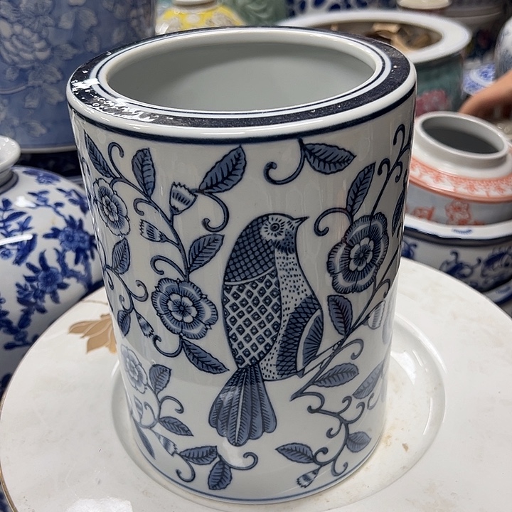 瓷片微瑕。。。。。。。。。。。。。。。