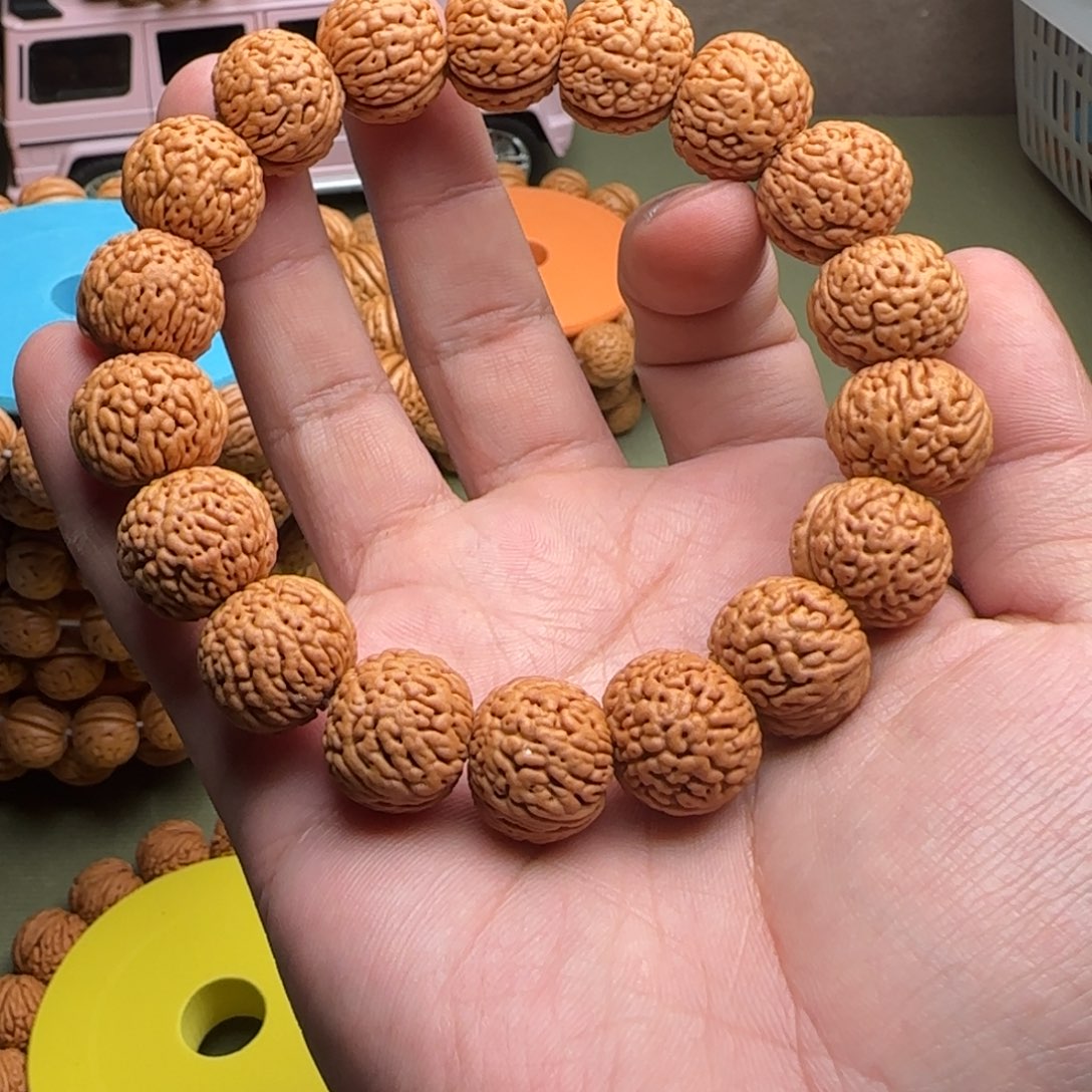 窦***生手串桃核龙鳞凤尾桃核手串毕业款17