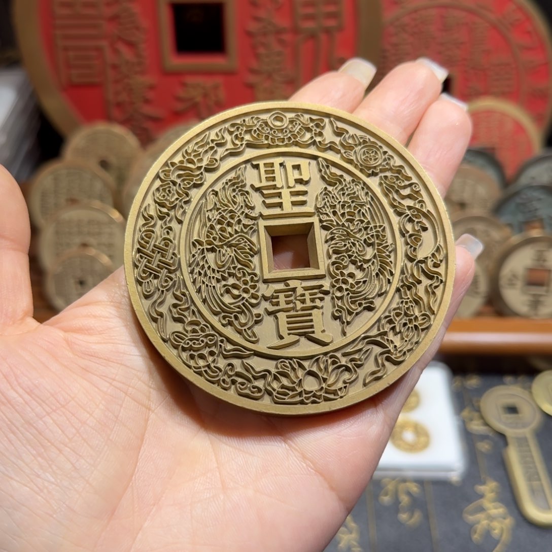 差***了铜现代仿制工艺品