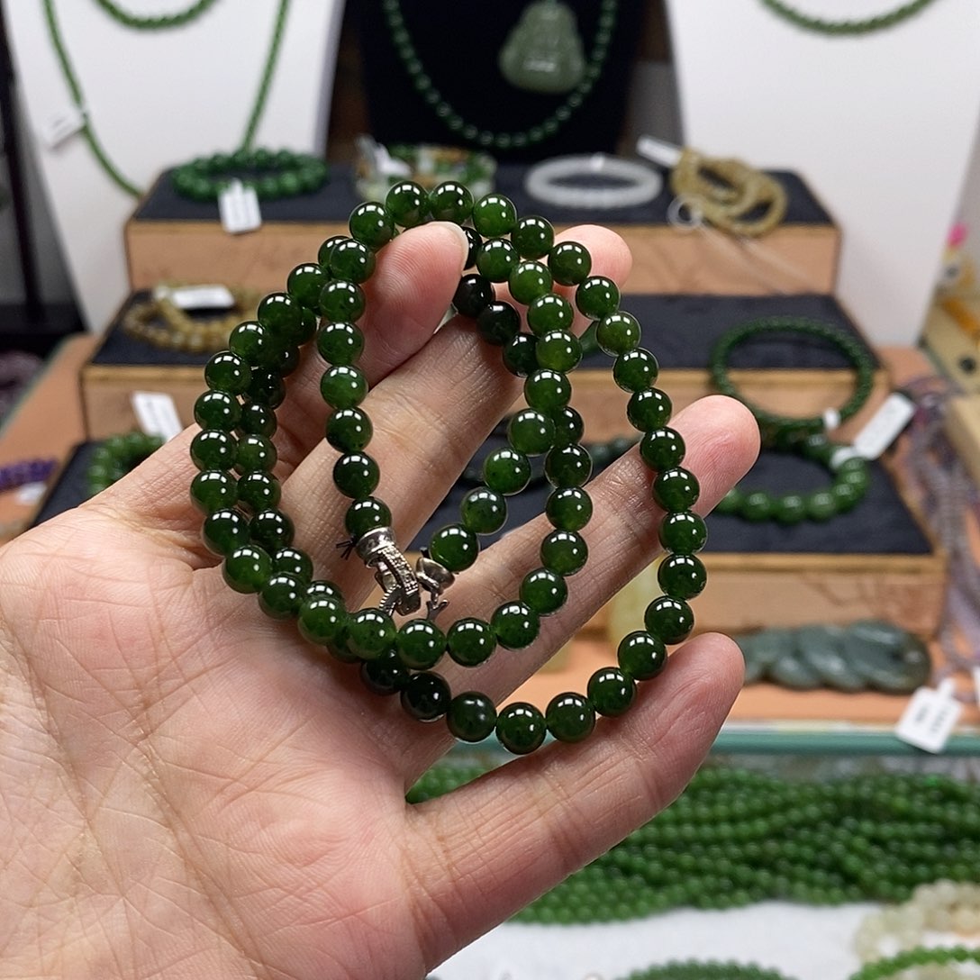 和田玉（碧玉）颈饰未镶嵌清***﹌