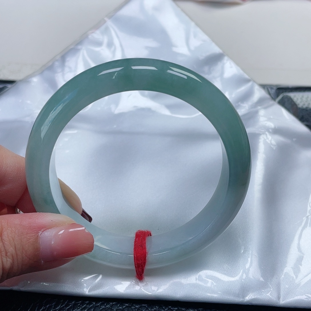 翡翠手镯未镶嵌缅甸翡翠56+