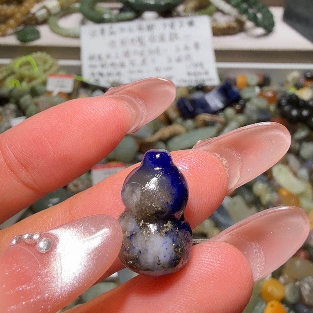 和田玉未镶嵌珠宝奇石