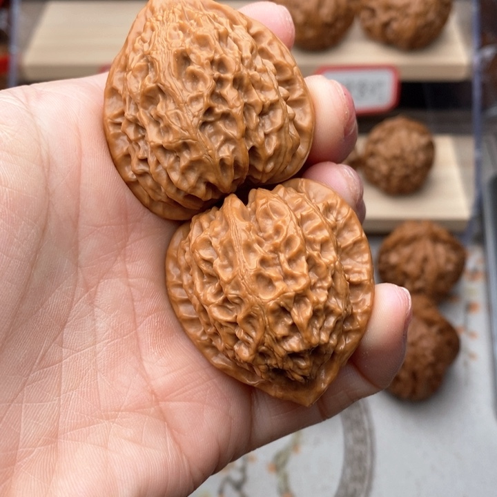 核桃把件金牛核桃