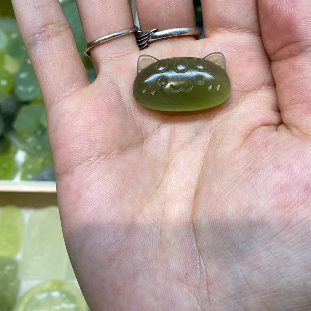 岫玉未镶嵌吊坠(不含链)