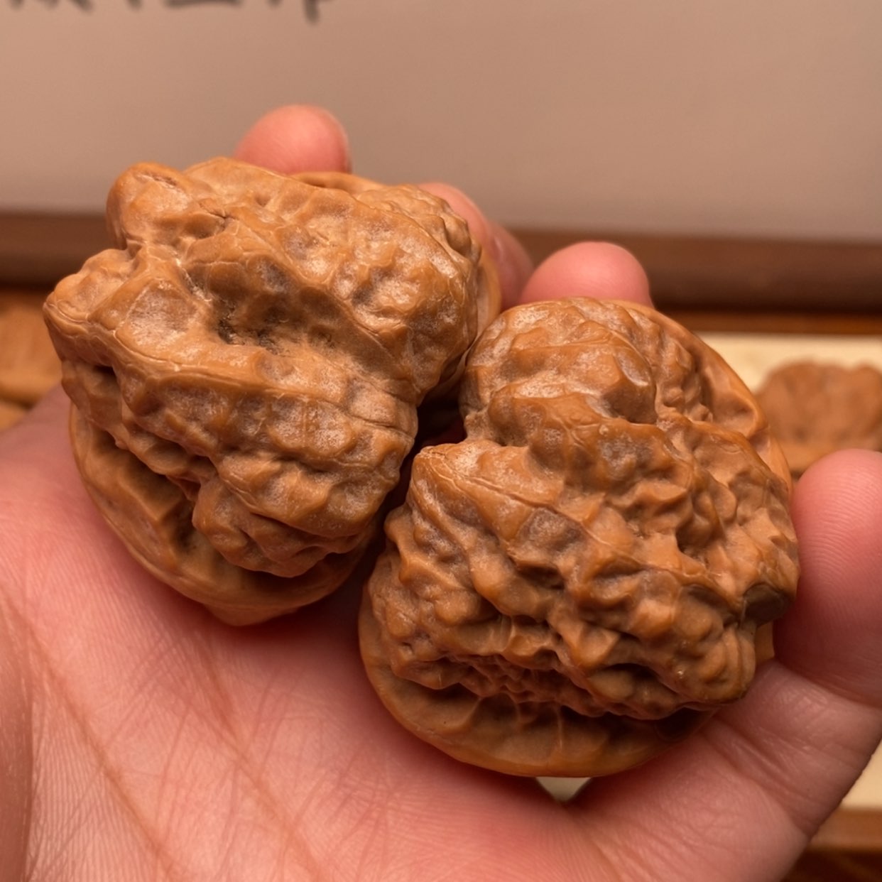 【闪购商品】把件文玩核桃边41左右