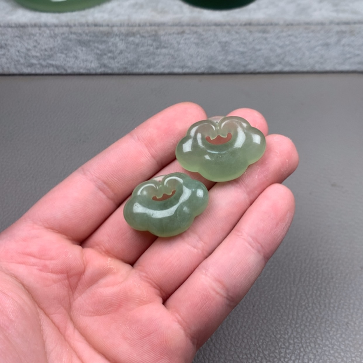 【闪购商品】未镶嵌蛇纹石玉岫玉