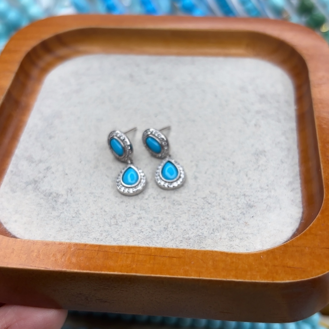 坤***晋绿松石未镶嵌手链