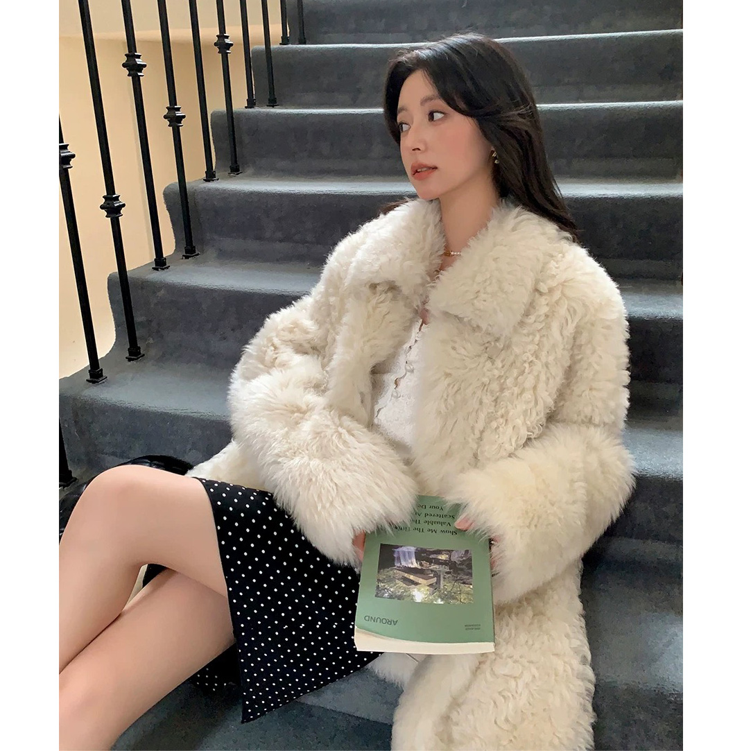 ‘寻觅简境’羊皮毛一体卷毛皮草外套女时尚翻领中长款冬大衣6212