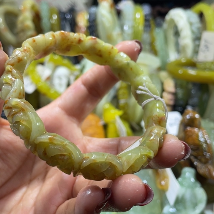 岫玉未镶嵌手镯58.59