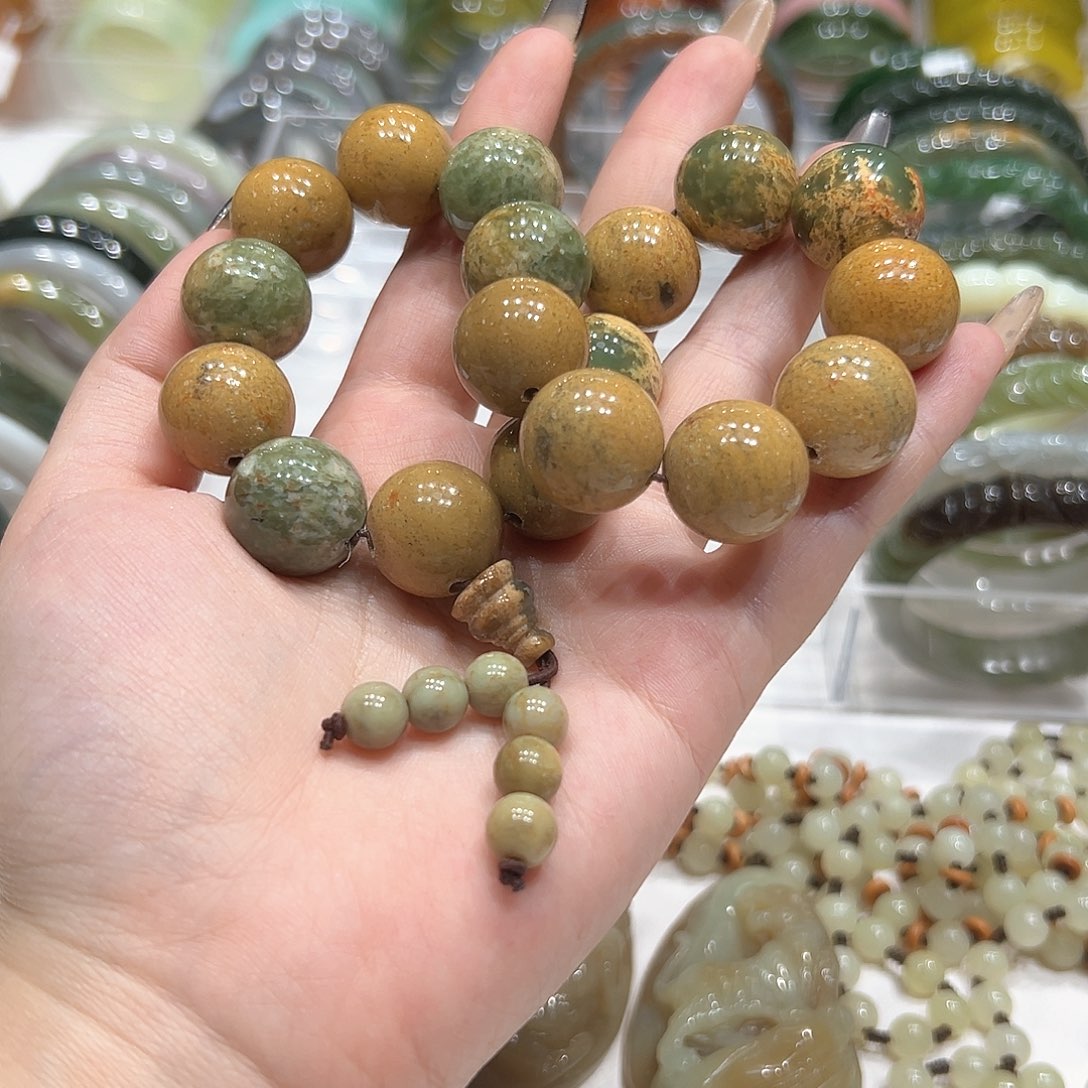 和田玉手链未镶嵌