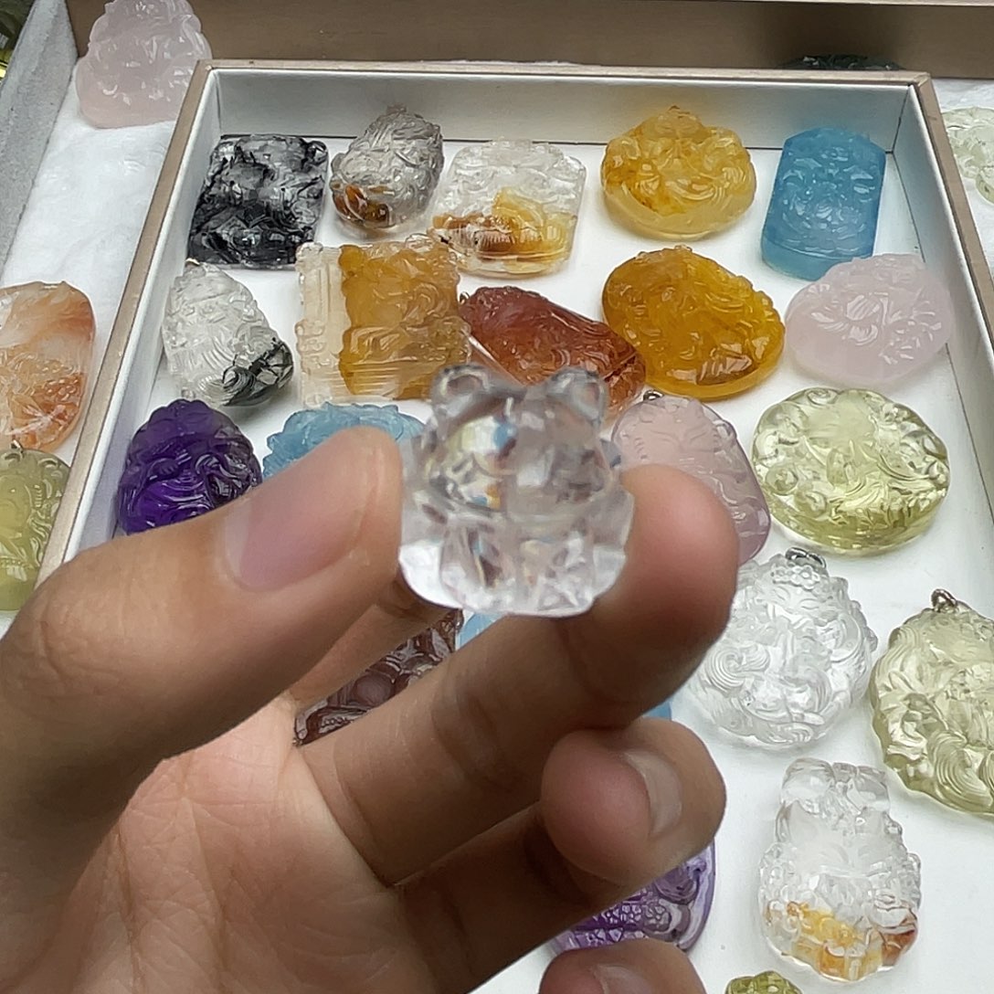 吊坠(不含链)未镶嵌水晶