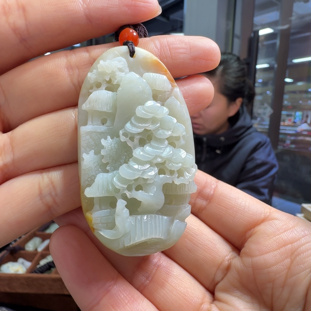 和田玉未镶嵌颈饰