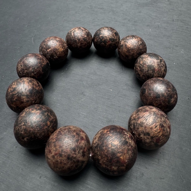 柬埔寨沉香木串G48原创木作-《娇艺特》