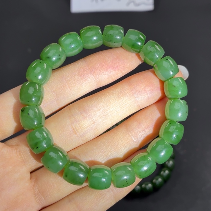 和田玉（碧玉）手镯未镶嵌