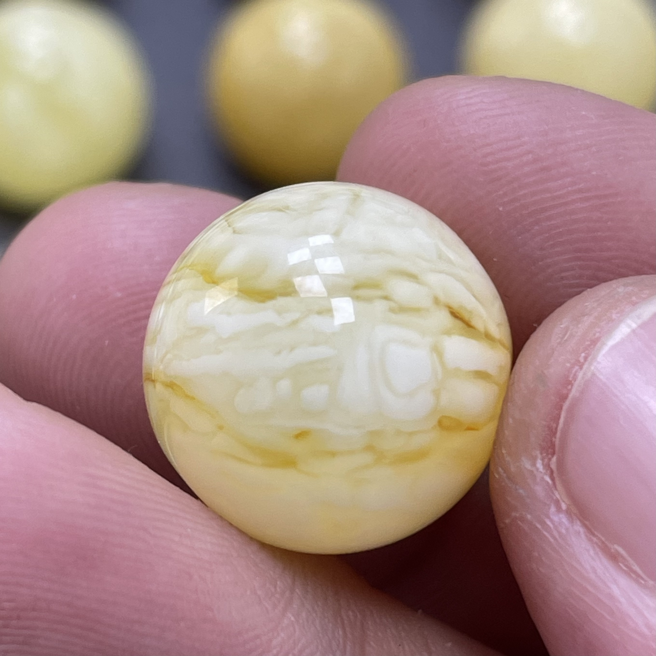 魔梵珠宝｜16mm天然蜜蜡 瑕疵平头 福利 瑕疵