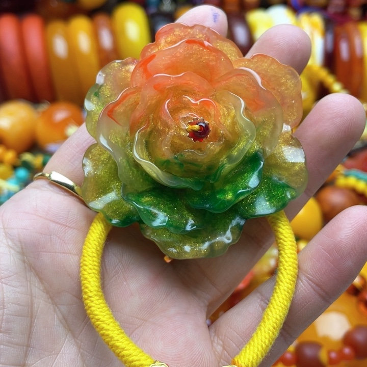 树脂制品45号雕花手戴