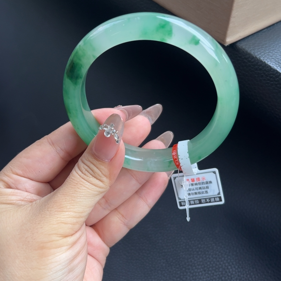 石英质玉未镶嵌手镯63