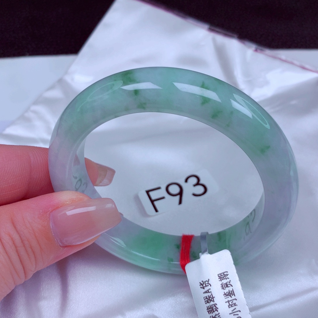 翡翠未镶嵌手镯手镯