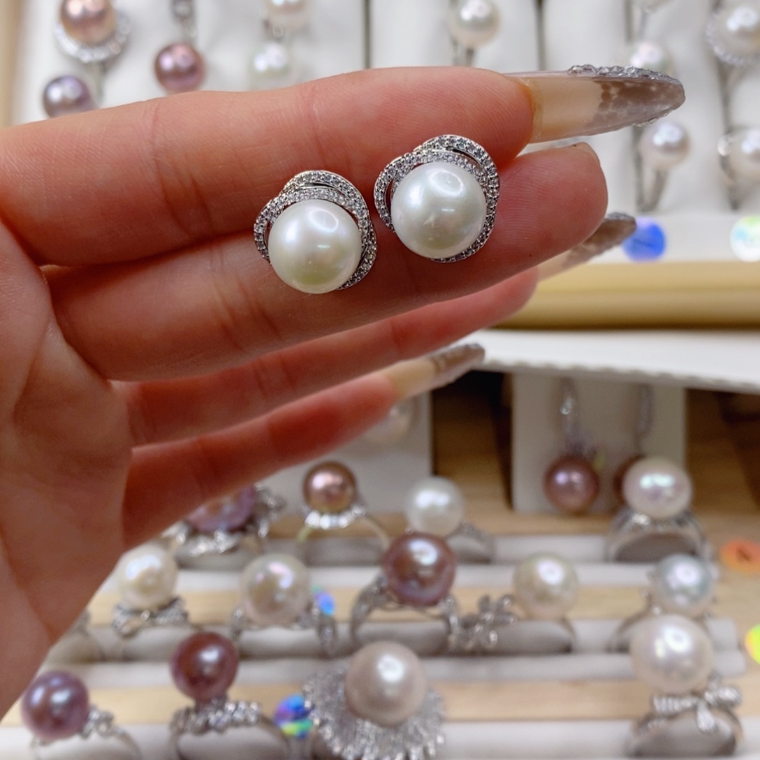 淡水珍珠耳饰合金