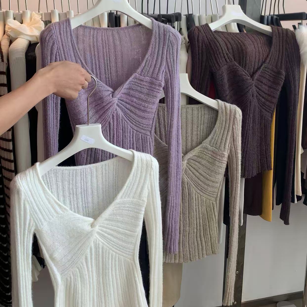 米古古 XiTang-2334-新 针织厚款修身毛衣毛针织衫修身型设计感55