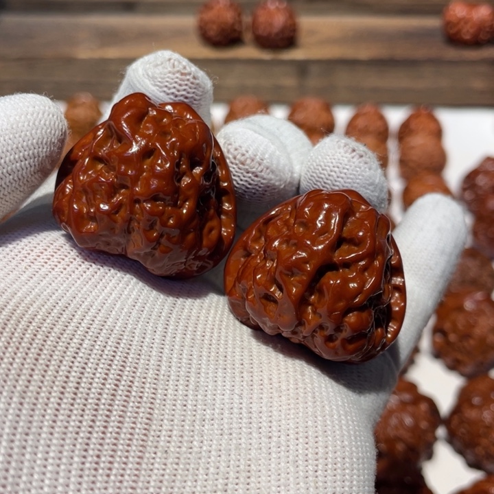 文玩核桃吊坠M****.蛤蟆头588.36.5.10