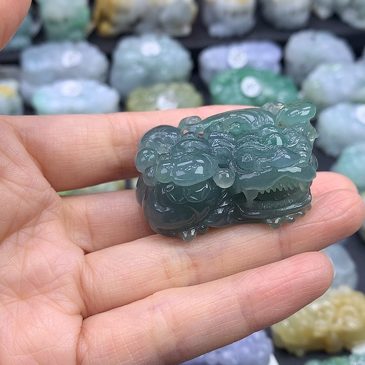 翡翠未镶嵌颈饰天然缅甸A货翡翠貔貅吊坠